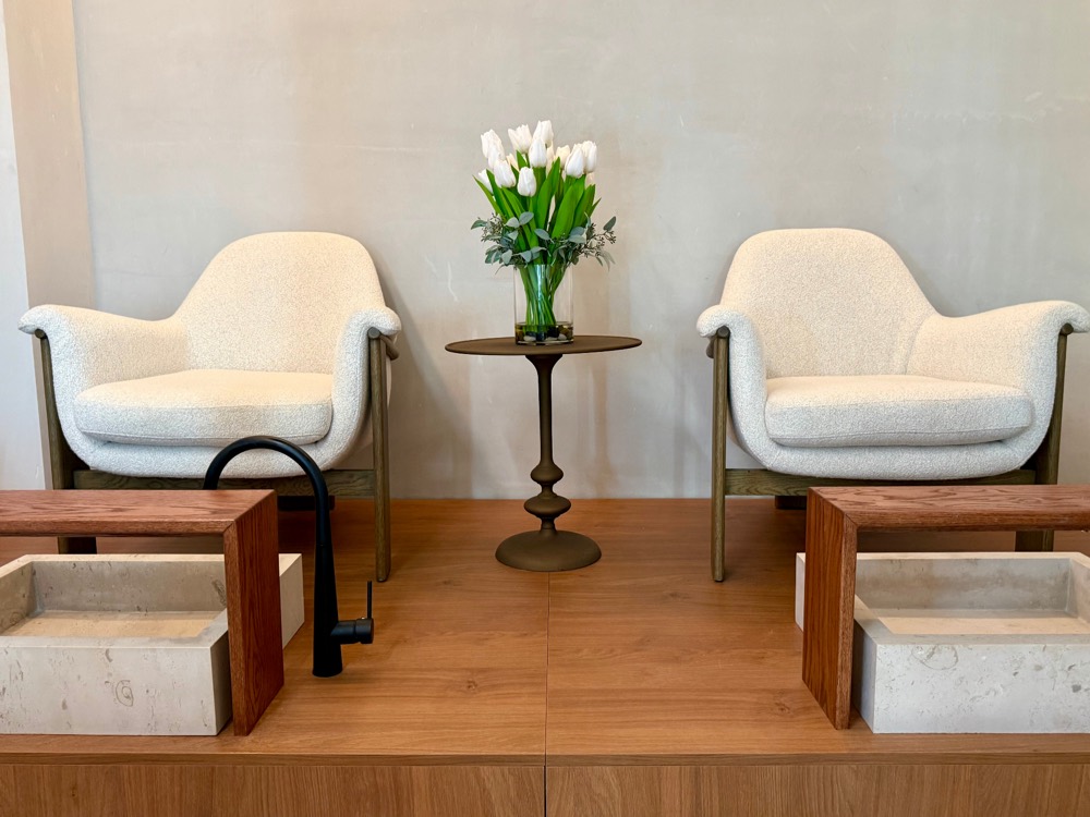 Área de manicure y pedicure de Manoma